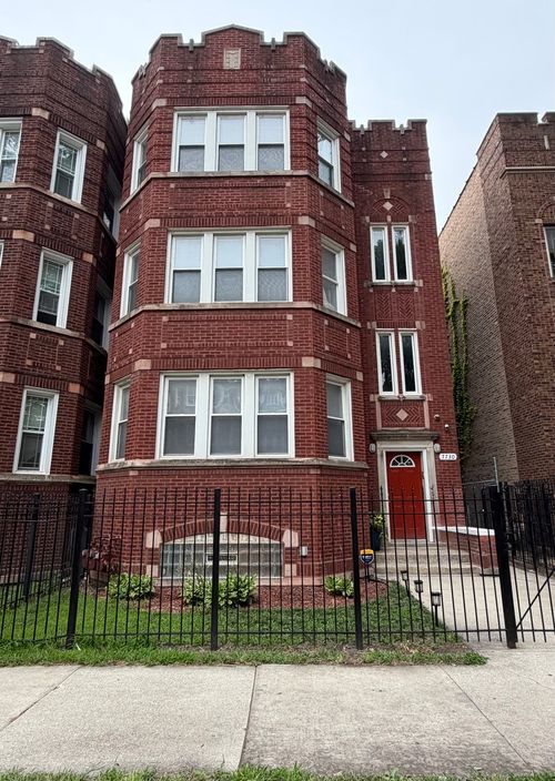 2-7730 S Essex Ave, Chicago, IL, 60649-4961 | Card Image