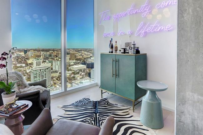 This is the rare additional dining nook/office space. Seller used as a fun bar/lounge | Image 15
