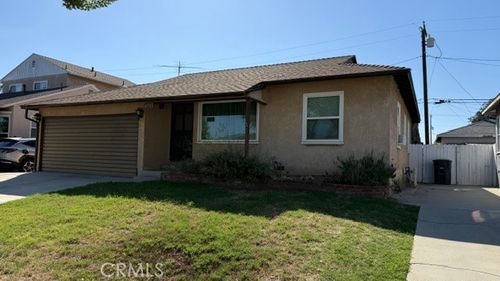 4733 Ocana Ave, Lakewood, CA, 90713-2334 | Card Image