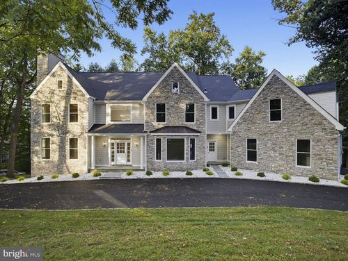484 King Of Prussia Rd, WAYNE, PA, 19087-2361 | Card Image