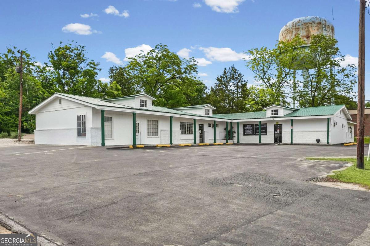 450 Stephens St, Rochelle, GA 31079