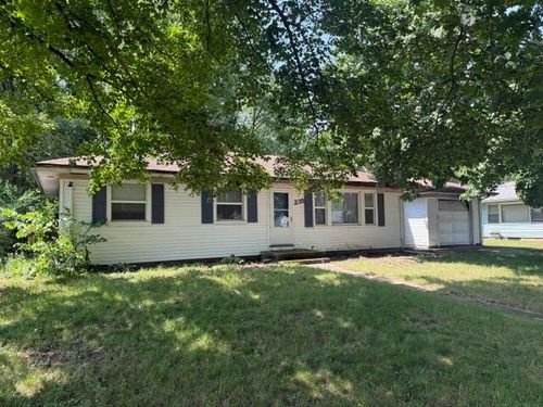 235 Connecticut Dr, Portage, MI, 49024-1303 | Card Image