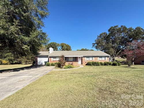115 Chester Ave, Great Falls, SC, 29055-1146 | Card Image