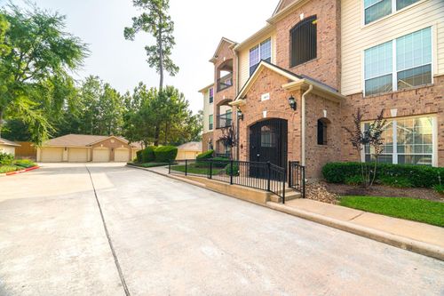 312-6607 Lake Woodlands Dr, The Woodlands, TX, 77382-2827 | Card Image