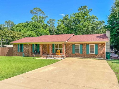 1924 Harriet Dr, Tallahassee, FL, 32303-7314 | Card Image