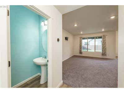 9502 Ne 169 Th Ave, House other with 3 bedrooms, 2 bathrooms and 2 parking in Vancouver WA | Image 3