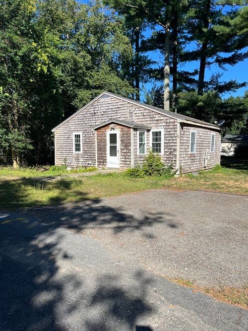 30 Hickory Rd, Halifax, MA, 02338-1111 | Card Image