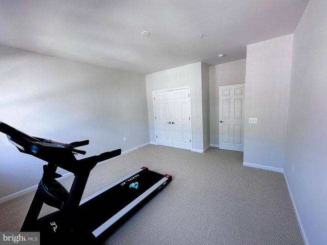 18989 Coral Reef Sq, Townhouse with 3 bedrooms, 3 bathrooms and null parking in Lansdowne VA | Image 24