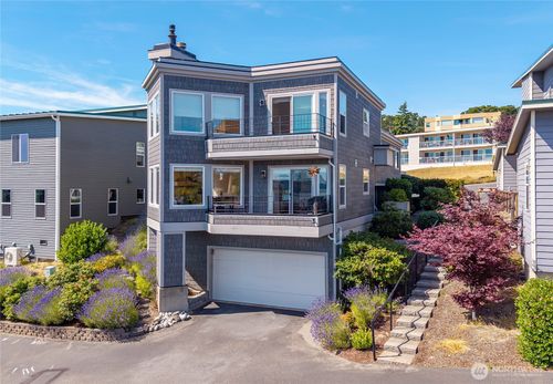 d101-1771 Se 10th Ave, Oak Harbor, WA, 98277-3086 | Card Image