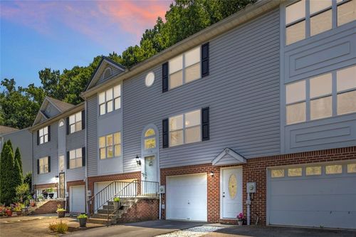 108 Winston Way, Greensburg, PA, 15601-7702 | Card Image
