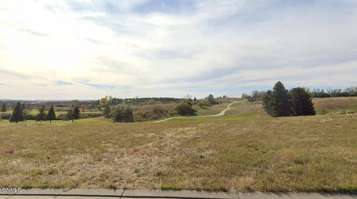 2170 Par Drive, Washburn, ND, 58577 | Card Image