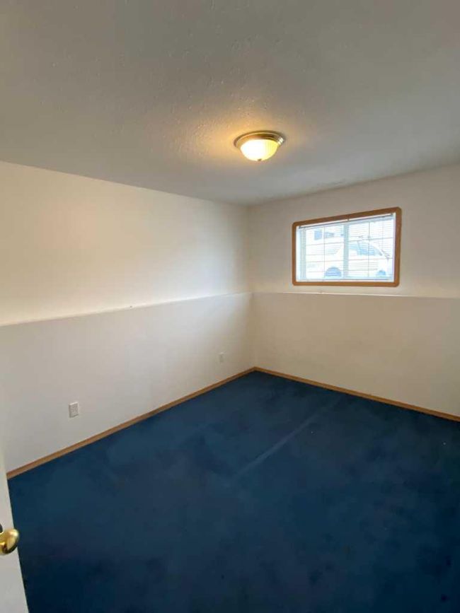 4-H - 104 Upland Trail W, Townhouse with 3 bedrooms, 2 bathrooms and 2 parking in Brooks AB | Image 10