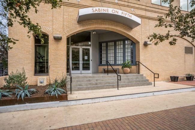 Property entrance | Image 4