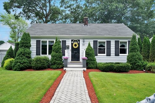73 Green St, Abington, MA, 02351-2354 | Card Image