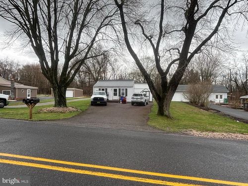 4872 Treher Rd, FAYETTEVILLE, PA, 17222-9300 | Card Image