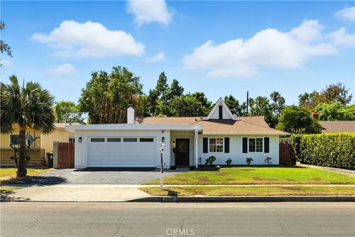 2308 S Artesia St, Santa Ana, CA, 92704-4710 | Card Image