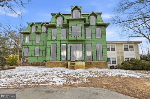 926 Central Ave, HAMMONTON, NJ, 08037-1158 | Card Image