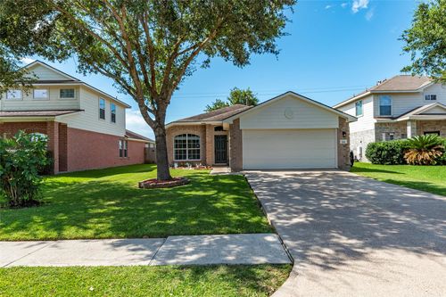 789 Rocky Rose Ct, La Marque, TX, 77568-6665 | Card Image