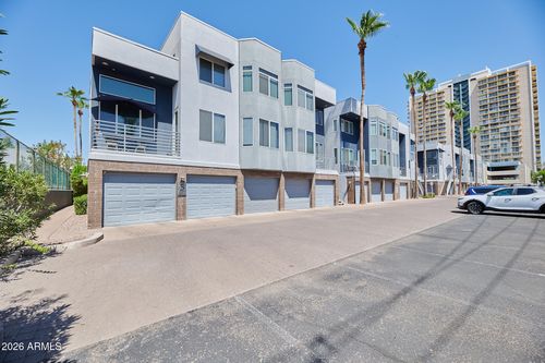 2037-3633 N 3rd Ave, Phoenix, AZ, 85013-3914 | Card Image