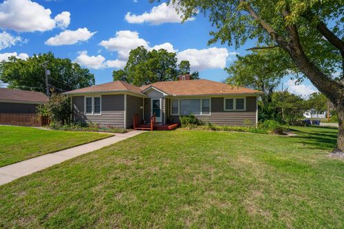 521 N Battin Ave., Wichita, KS, 67208 | Card Image