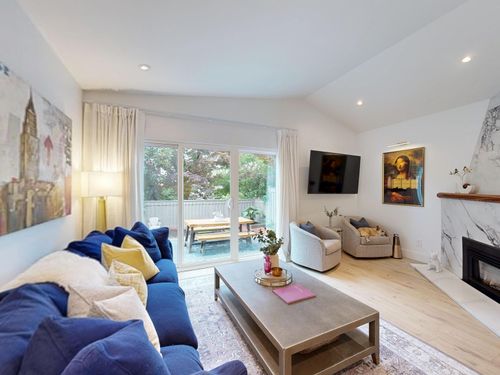 2409 W 5th Ave, Vancouver, BC, V6K1S7 | Card Image