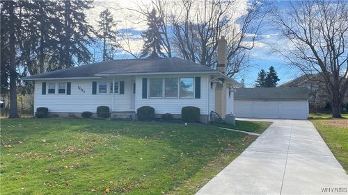 3087 Cloverbank Rd, Hamburg, NY, 14075-3423 | Card Image