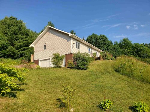 391 Waterford Hollow Ln, Waterford, VT, 05819-9712 | Card Image