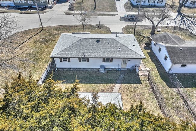 342 E Cox St, House other with 3 bedrooms, 2 bathrooms and null parking in Forsyth IL | Image 18