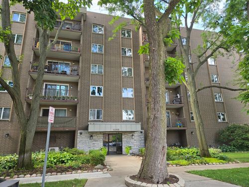 204-1365 Ashland Ave, Des Plaines, IL, 60016-7204 | Card Image