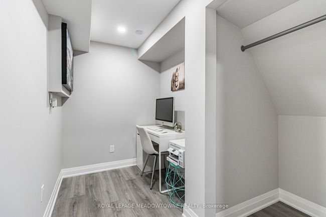 20 Sloan Dr, House other with 4 bedrooms, 4 bathrooms and 2 parking in Milton ON | Image 26