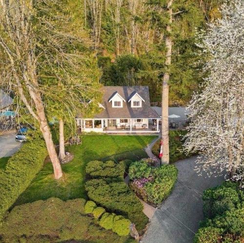 7388 Rockwell Pl, Harrison Hot Springs, BC, V0M1K0 | Card Image