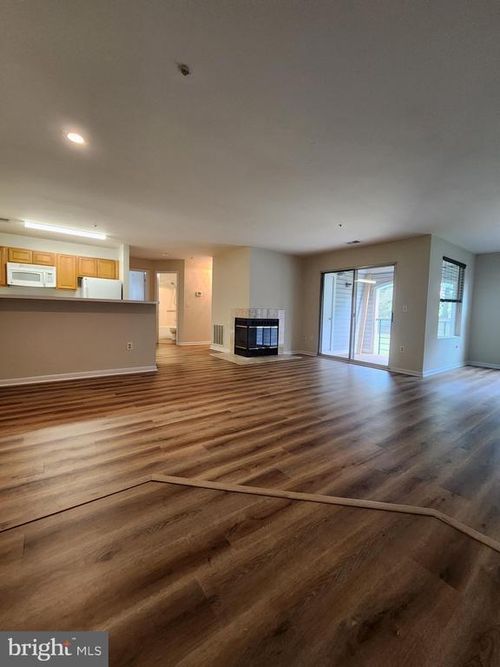 apt-f-10 Greystone Ct, ANNAPOLIS, MD, 21403-5711 | Card Image