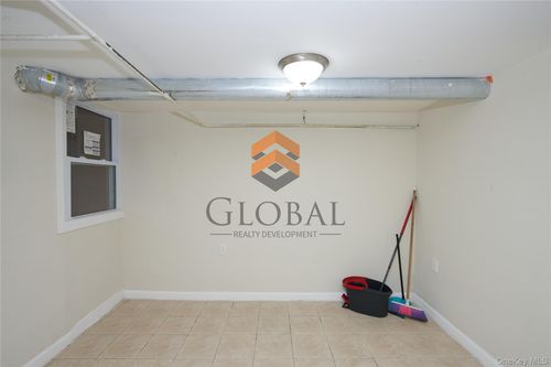 680 Union Ave, Bronx, NY, 10455-2317 | Card Image