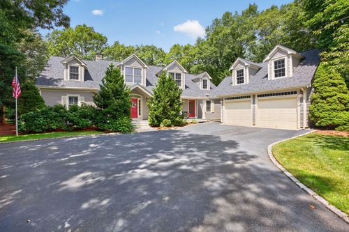 24 Open Space Dr, Sandwich, MA, 02563-3100 | Card Image