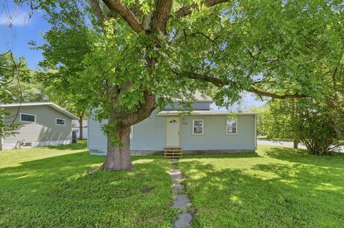 909 14th St S, Benson, MN, 56215-1958 | Card Image