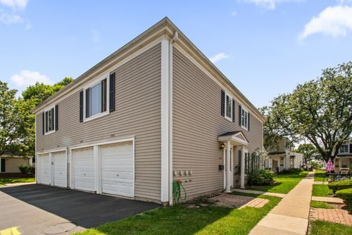 199d-1451 Cove Dr, Prospect Heights, IL, 60070-1908 | Card Image