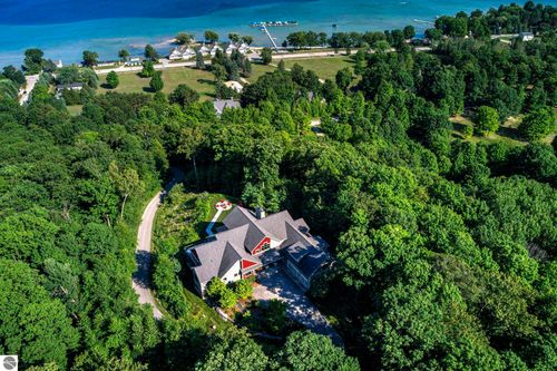 5566 S Spyglass Ridge Dr, Suttons Bay, MI, 49682-9482 | Card Image