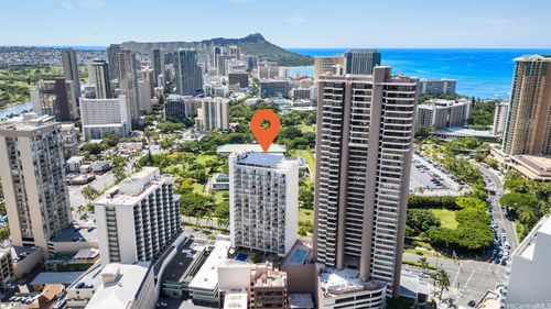 909-1920 Ala Moana Blvd, Honolulu, HI, 96815-1867 | Card Image
