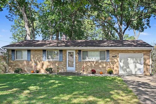 19401 Haviland Dr, South Bend, IN, 46637-2040 | Card Image