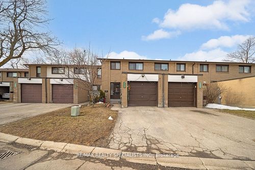308 Fleetwood Cres, Brampton, ON, L6T2E7 | Card Image