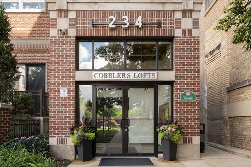 606-234 E Reservoir Avenue, Milwaukee, WI, 53212 | Card Image