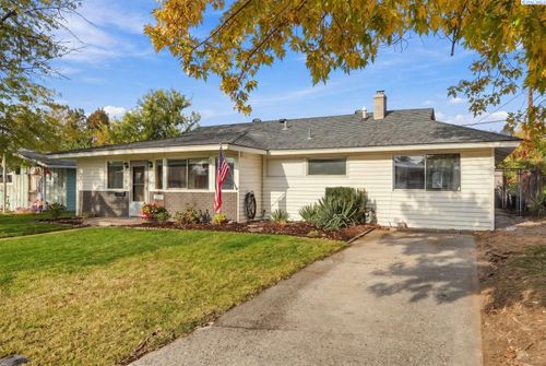 2400 Concord St, Richland, WA, 99352-4020 | Card Image