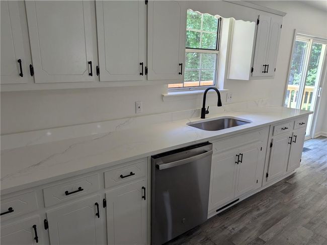 5019 Bird Rd, House other with 3 bedrooms, 2 bathrooms and 1 parking in Gainesville GA | Image 6