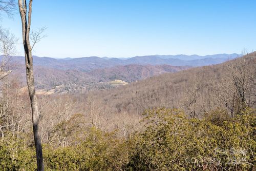 13-0000 Garden Ln, Hendersonville, NC, 28792 | Card Image