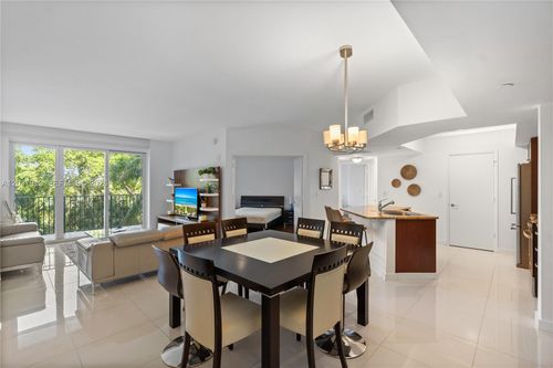 306-20000 E Country Club Dr, Aventura, FL, 33180-3004 | Card Image