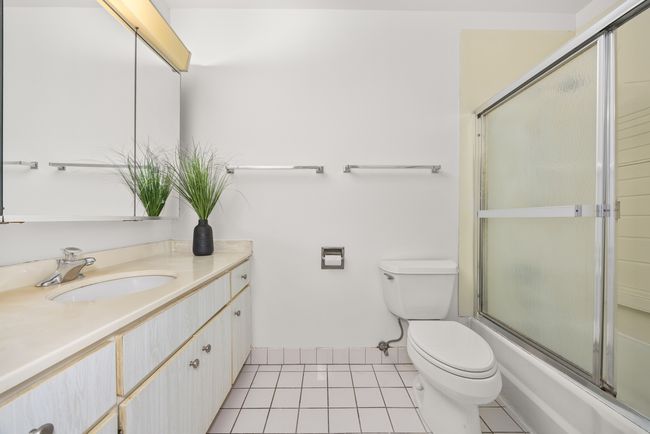 APT-311 - 1475 Rebecca Dr, Condo with 1 bedrooms, 1 bathrooms and 2 parking in Hoffman Estates IL | Image 12