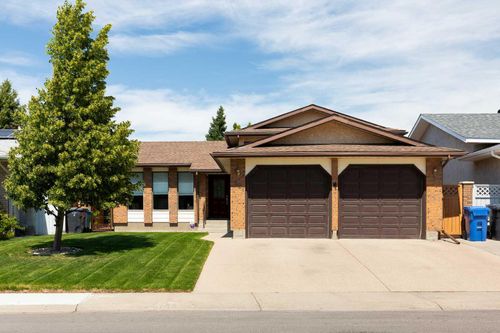 39 Bluefox Blvd N, Lethbridge, AB, T1H5Z8 | Card Image