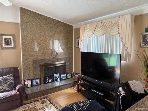 47851 Goldridge Ln, Macomb, MI, 48044-2423 | Card Image