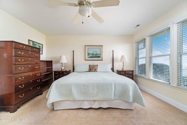 6042 Dolphin Rd, House other with 3 bedrooms, 2 bathrooms and 2 parking in Oriental NC | Image 26