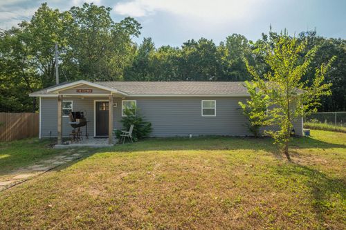 8687 Newt Dr, Neosho, MO, 64850-7592 | Card Image